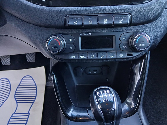 Kia Ceed 16 of 20