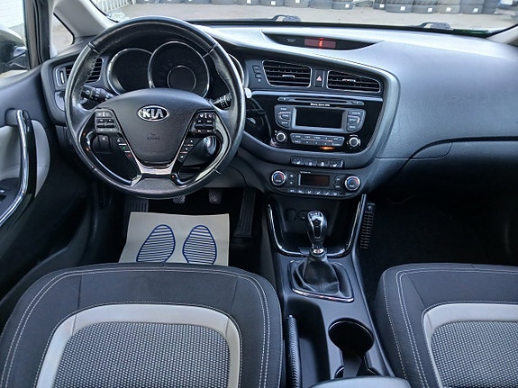 Kia Ceed 15 of 20