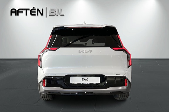 Kia EV9 8 of 22