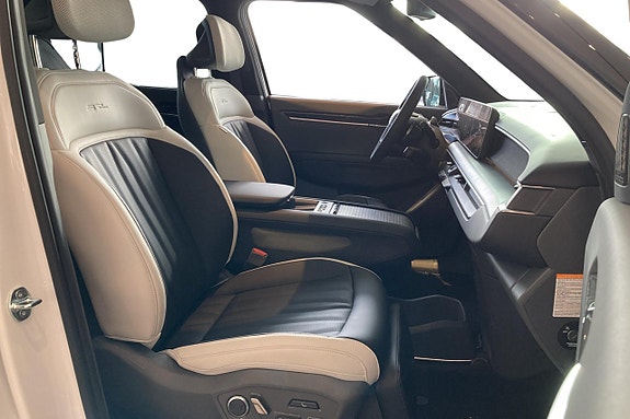 Kia EV9 13 of 22
