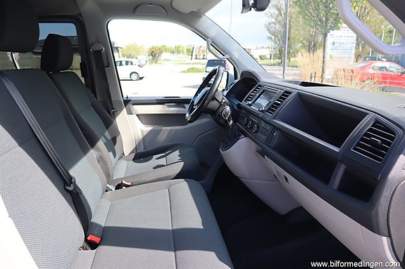 Volkswagen Transporter 4 of 5