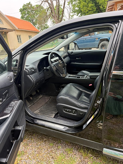 Lexus RX450h 7 of 10