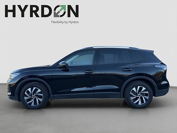 Volkswagen Tiguan 3 of 5