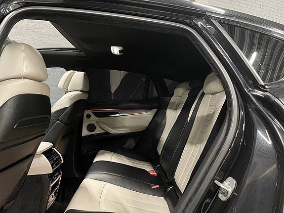 BMW X6 13 of 13