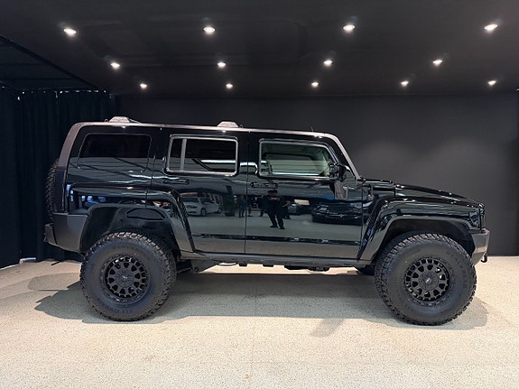 Hummer H3 7 of 16