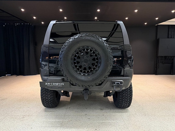Hummer H3 8 of 16