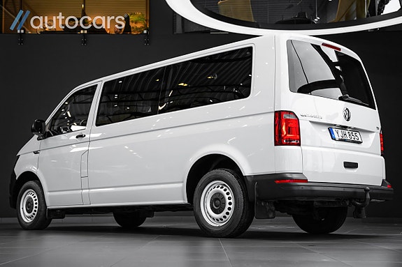 Volkswagen Caravelle 4 of 5