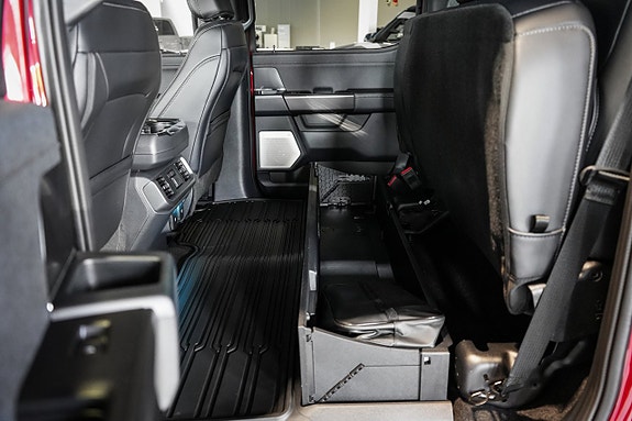 Ford F-150 17 of 30