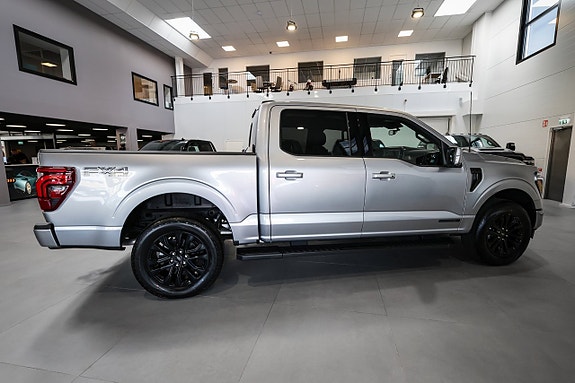 Ford F-150 4 of 5