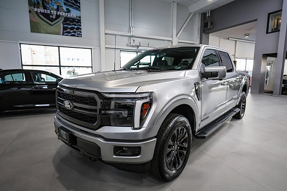 Ford F-150 2 of 5