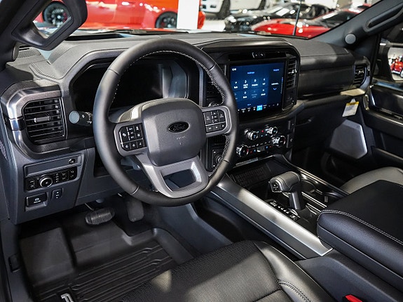 Ford F-150 9 of 23