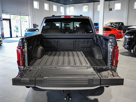 Ford F-150 5 of 5