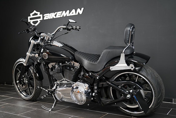 Harley-Davidson FXSB Breakout Stage 4 Vance & Hines 12 of 12