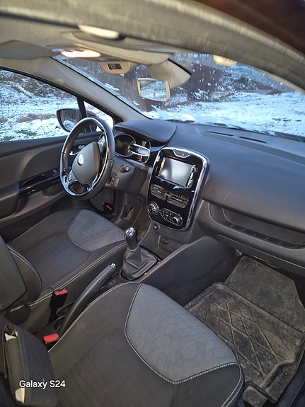 Renault Clio 5 of 8