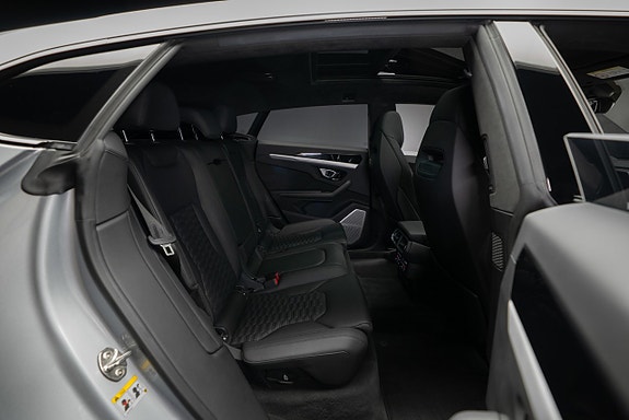 Lamborghini Urus 19 of 21