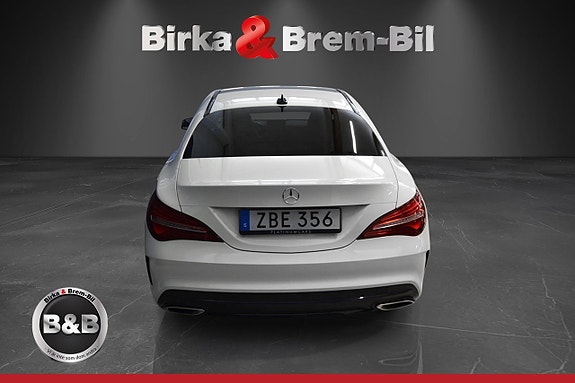 Mercedes-Benz CLA200 9 of 16