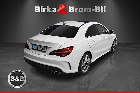 Mercedes-Benz CLA200 8 of 16