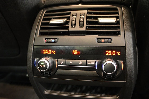 BMW 550i 7 of 22