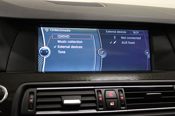 BMW 550i 11 of 22