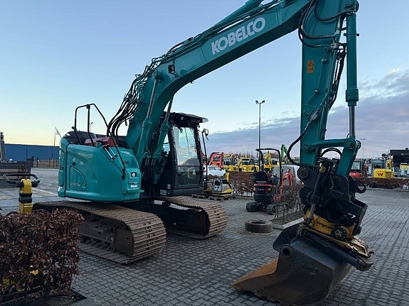 Kobelco SK140 SRLC-7 4 of 5