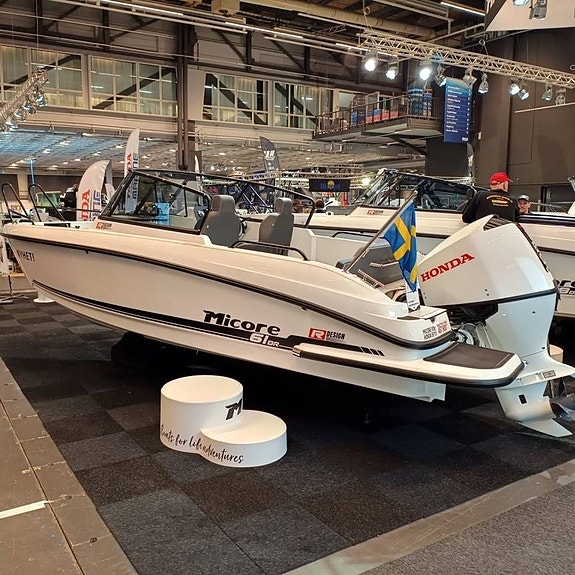 Micore 61 br / Honda 100 hk / 2026 / Förorderkampanj