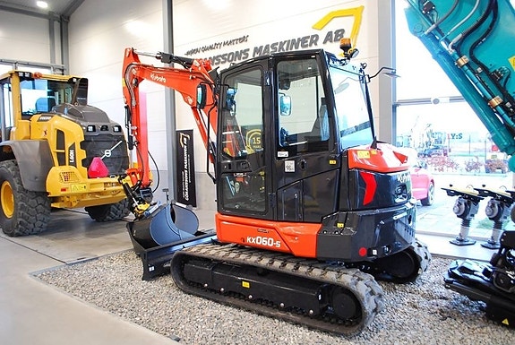Kubota KX 060-5 2 of 5