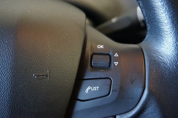 Peugeot 2008 15 of 23