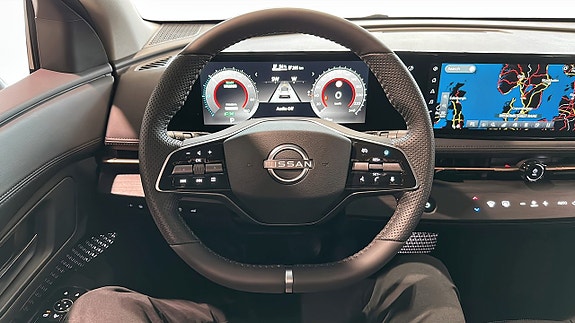 Nissan Ariya 13 of 16