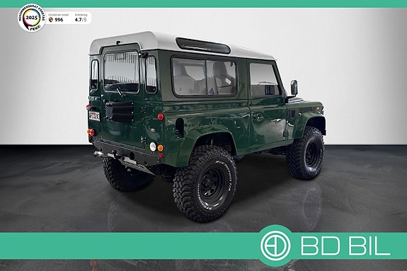 Land Rover Defender 90 5 of 5