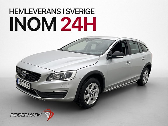 Volvo V60 Cross Country 3 of 5