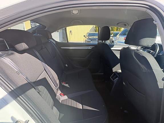 Skoda Octavia 5 of 5