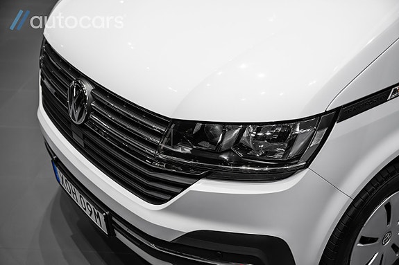 Volkswagen Transporter 8 of 27