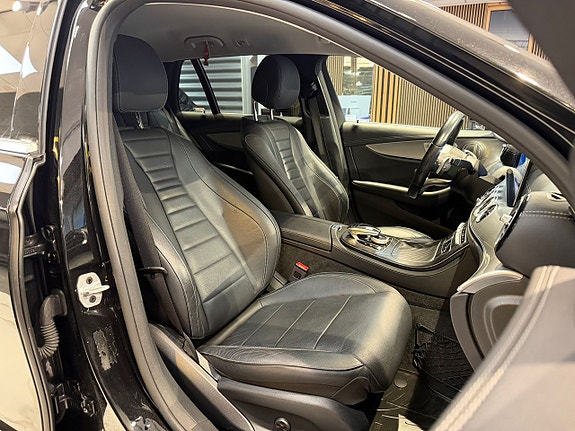 Mercedes-Benz E220 28 of 30