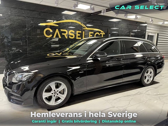 Mercedes-Benz E220 2 of 30
