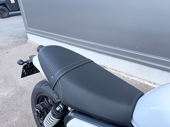 BSA Bantam 350 Avalon Grey 11 of 14
