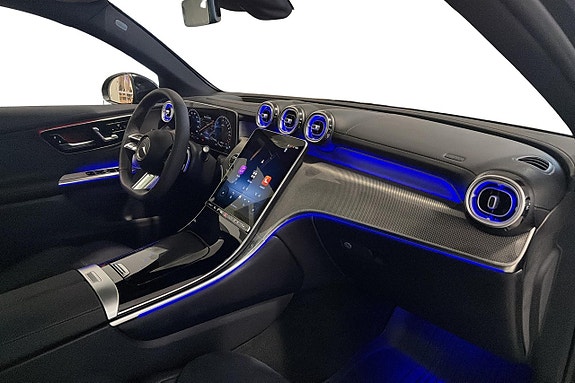 Mercedes-Benz GLC300 e 7 of 12