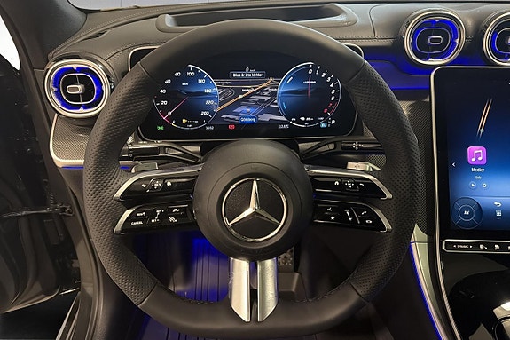 Mercedes-Benz GLC300 e 6 of 12