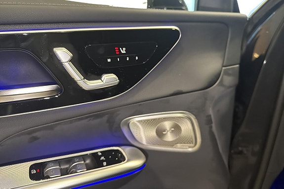 Mercedes-Benz GLC300 e 8 of 12