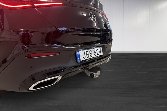 Mercedes-Benz GLC300 e 12 of 12
