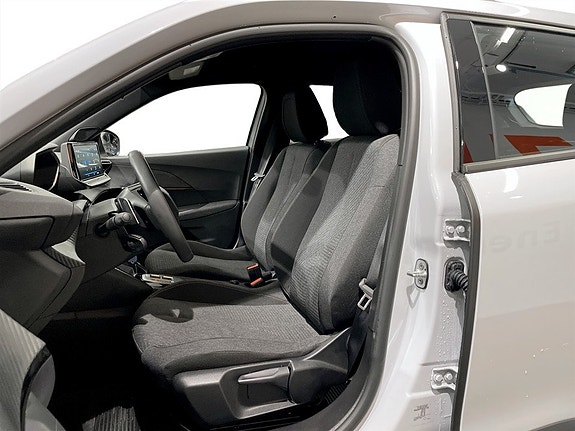 Peugeot 2008 4 of 5