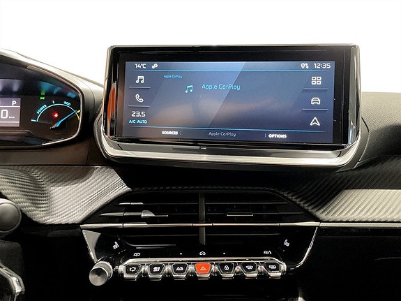 Peugeot 2008 9 of 15
