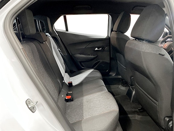 Peugeot 2008 12 of 15
