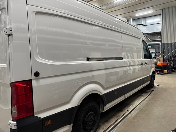 Volkswagen Crafter 2 of 5