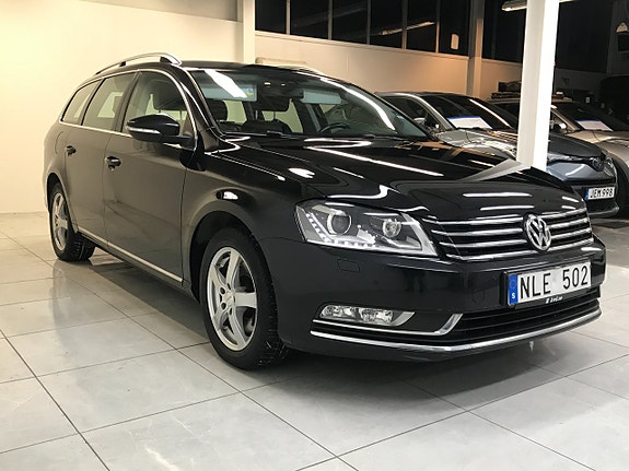 Volkswagen Passat 2 of 5