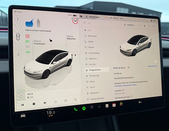 Tesla Model 3 30 of 30