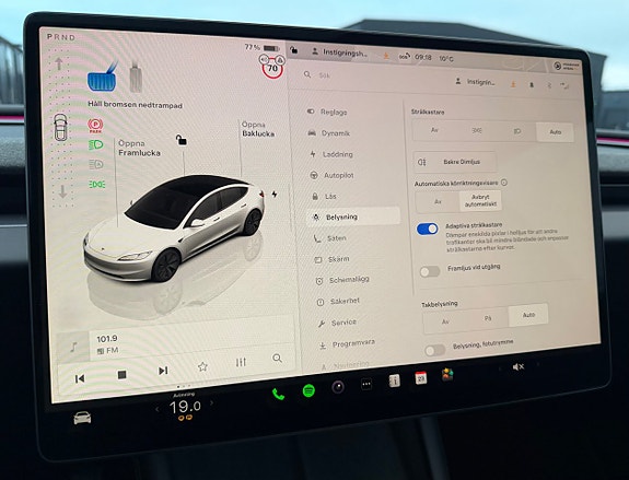 Tesla Model 3 17 of 30