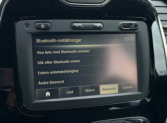 Renault Captur 21 of 25