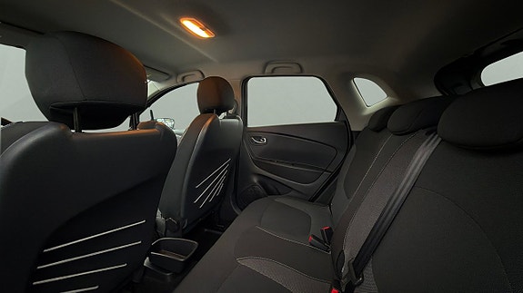 Renault Captur 12 of 25