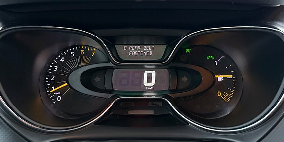 Renault Captur 14 of 25