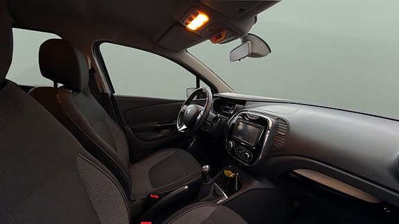 Renault Captur 11 of 25